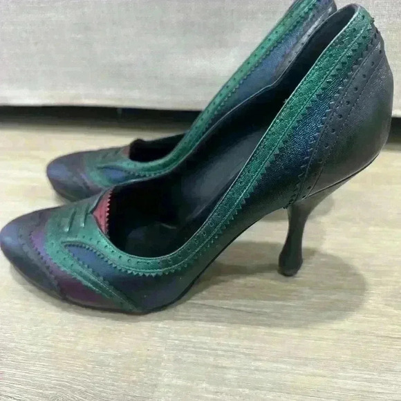 Bottega Veneta iridescent spindle heels 39 1/2 - Picture 2 of 5